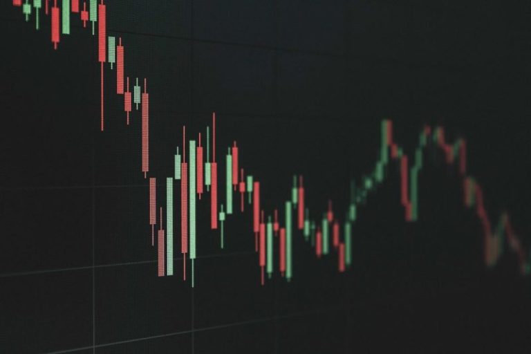 Crypto Market Update: Sector Recovers Heading into the Weekend