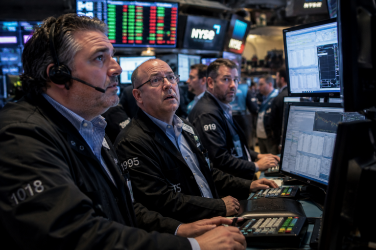 Dow opens 470 pts lower as oil prices rise, markets brace for key inflation data